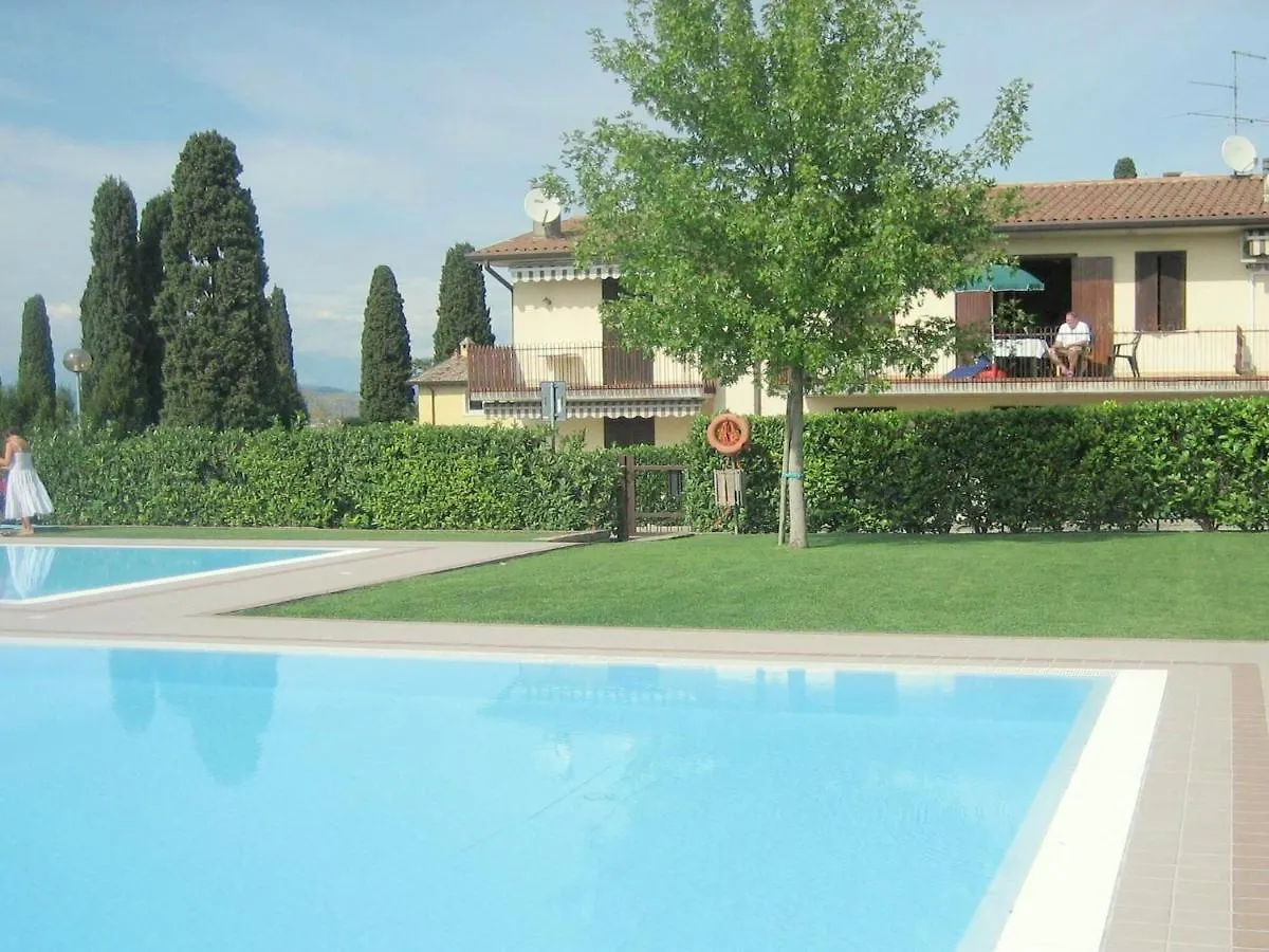 Enticing Holiday Home In Lazise With Swimming Pool